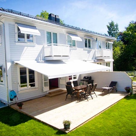 terrassemarkise hvit